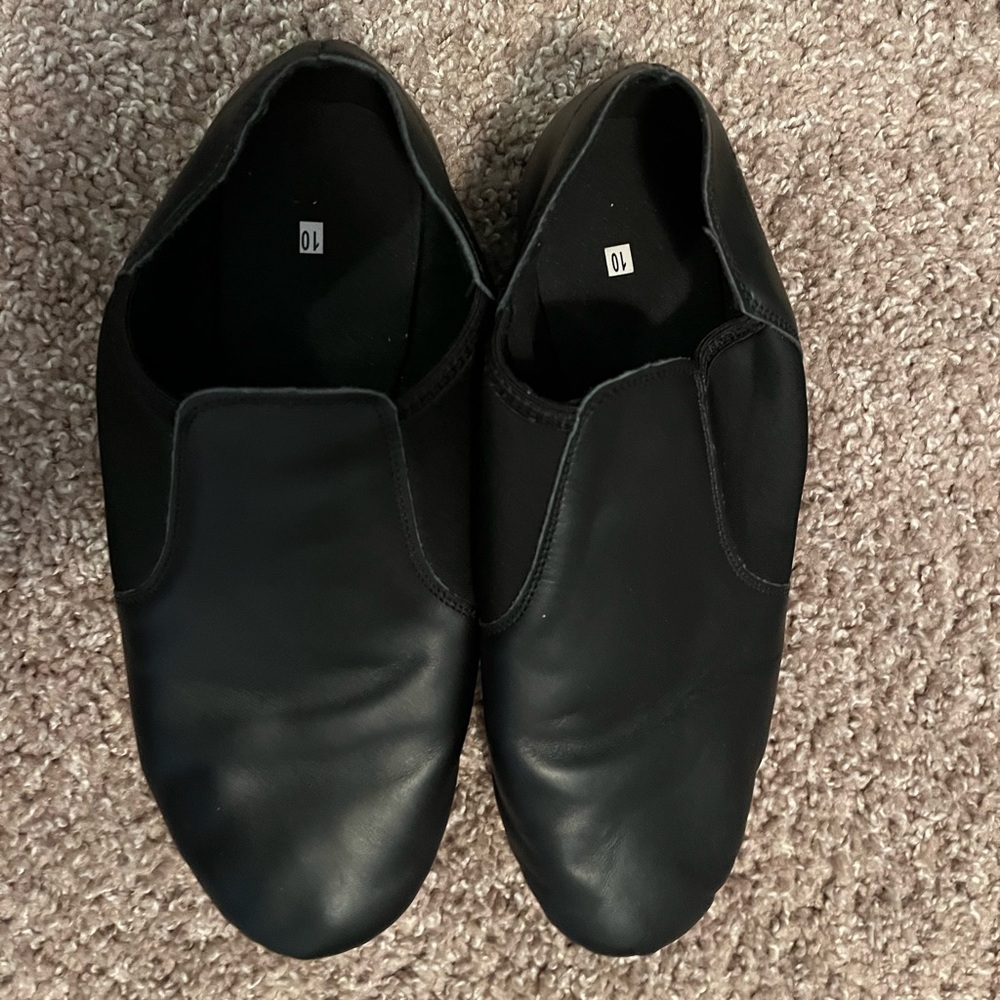 Adult unisex black dance shoes
